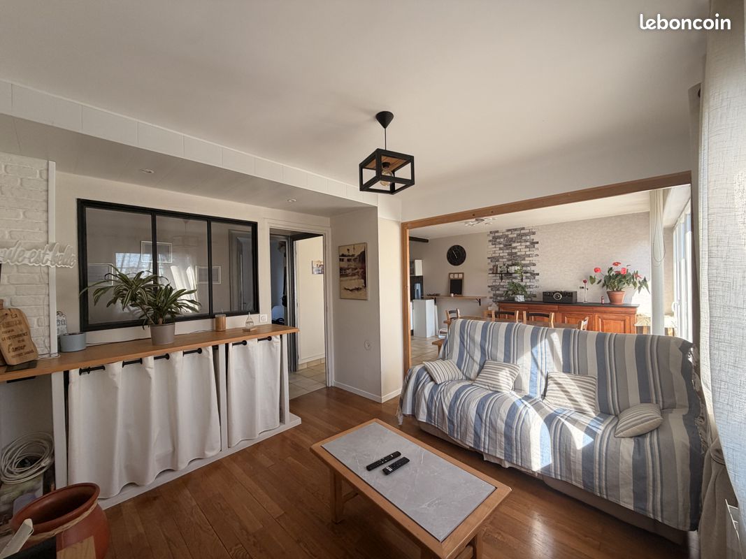 Appartement 5 pièces 77 m² · à Oullins-Pierre-Bénite · 77 m² · 225 000 €