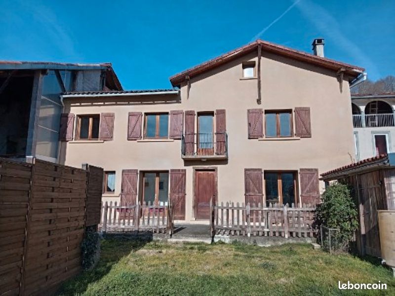 Maison 6 pièces 134 m² · à Prat-Bonrepaux · 134 m² · 151 000 €