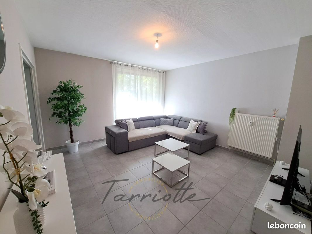 Appartement 3 pièces 64 m² · à Montélimar · 64 m² · 75 000 €