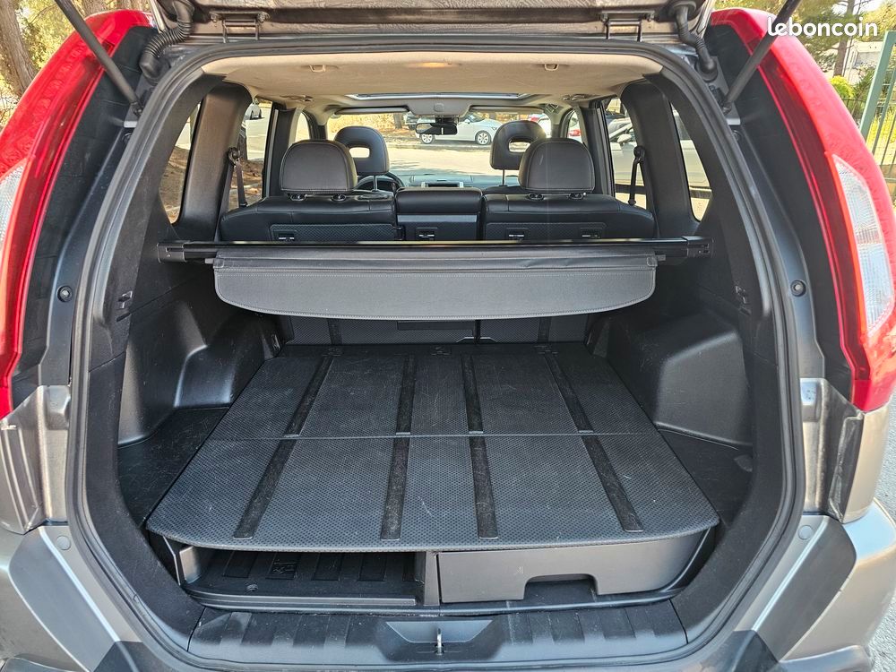 Nissan X-TRAIL 2.0 dCi 150 4X4 LE BVA 1ère Main (image 6)