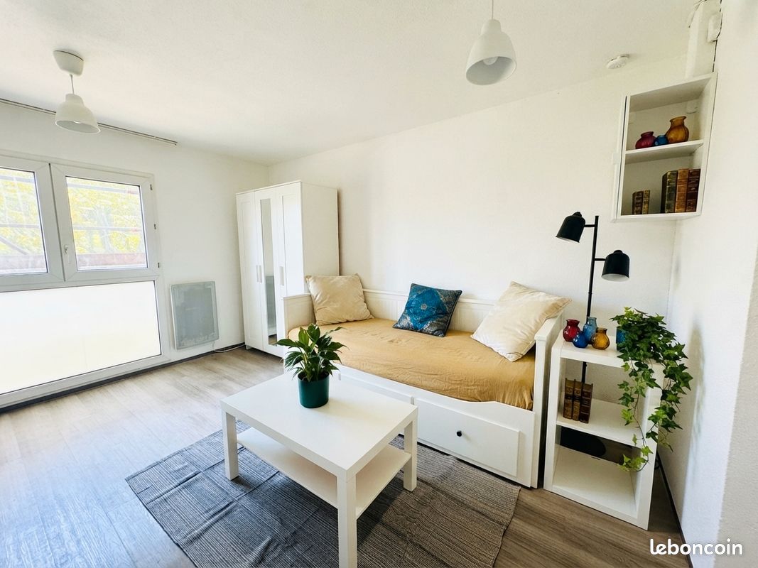 Studio 1 pièce 18 m² (image 1)