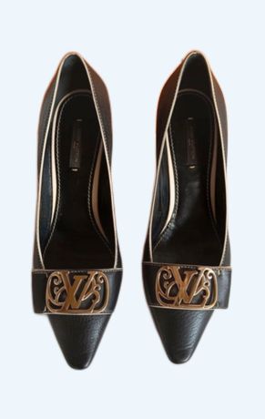 Escarpins Louis Vuitton  Achat / Vente de Chaussures LV - Vestiaire  Collective
