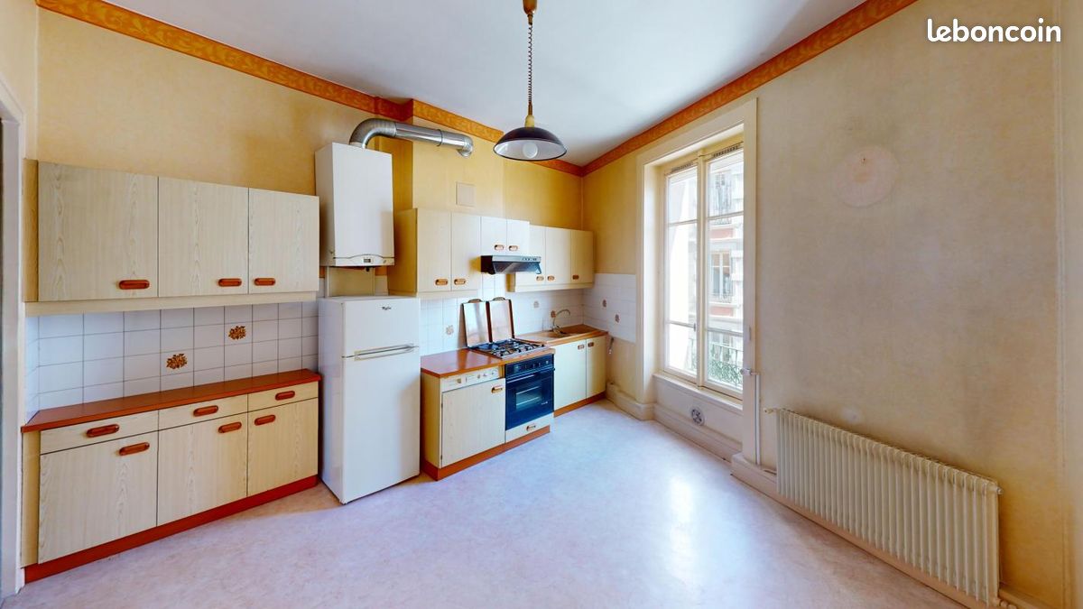 Appartement 2 pièces 58 m² · à Saint-Étienne · 58 m² · 425 €