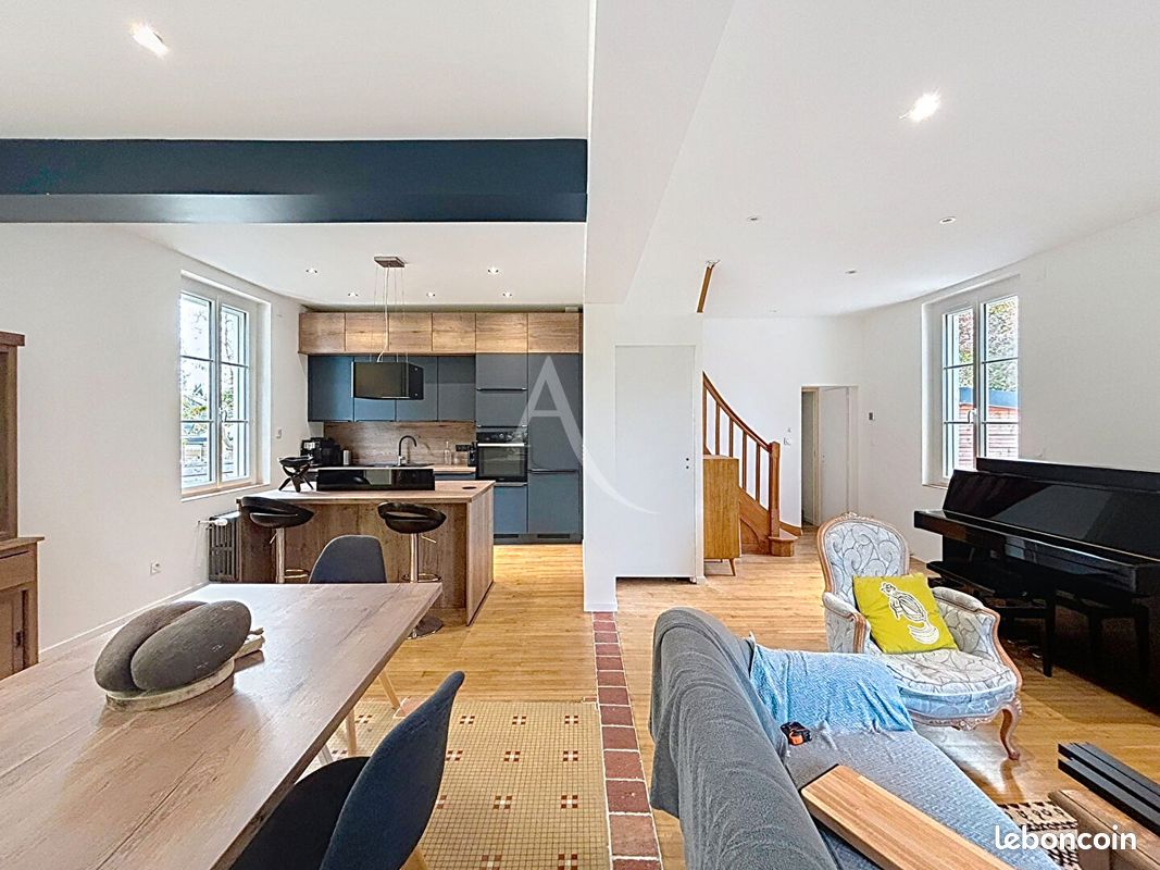 Maison 6 pièces 105 m² · à La Possonnière · 105 m² · 325 000 €