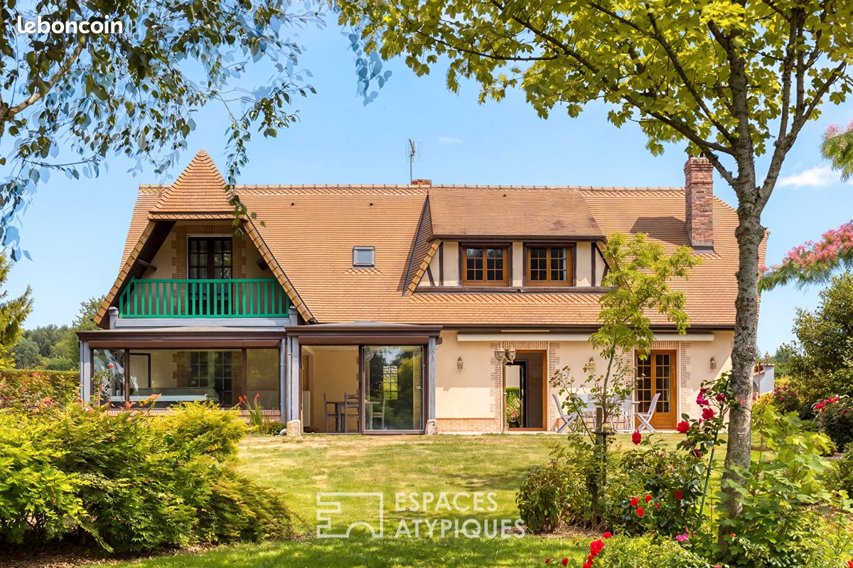Maison 8 pièces 218 m² · à Calleville-les-Deux-Églises · 218 m² · 455 000 €