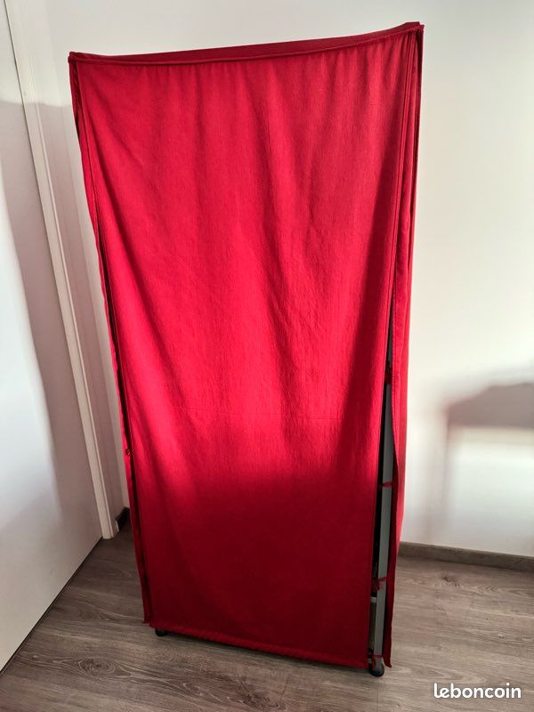 Armoire penderie en tissu rouge – 175 x 75 x 51 cm (image 1)