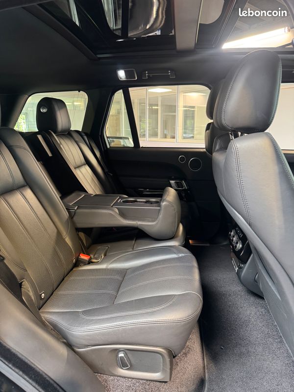 Land Rover Range Rover Vogue V8 4.4 340CH SDV8 " 129.962km / Carnet d'entretien complet " (image 9)