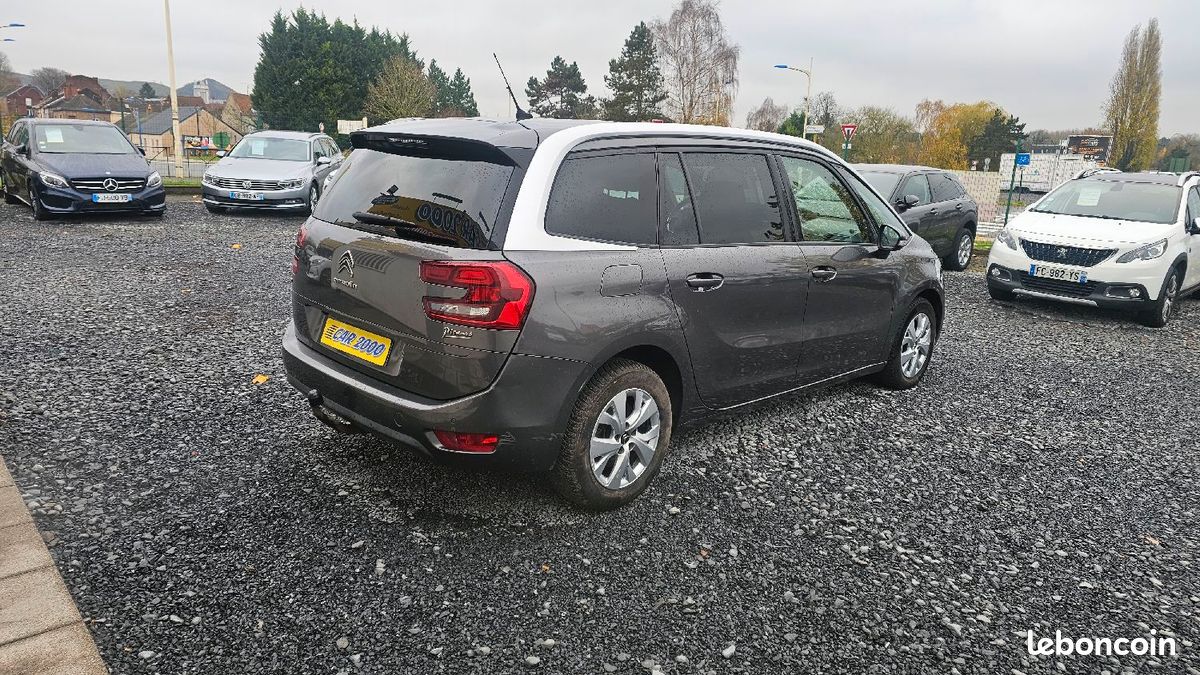 GRAND C4 PICASSO 7 PLACE BOITE AUTO 1.6 HDI 120 CHV feel (image 3)