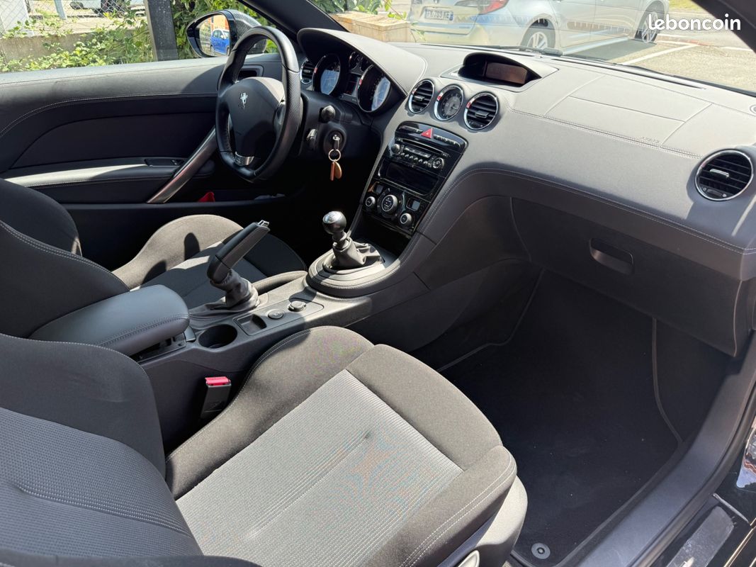 Peugeot rcz 1.6 thp 200ch (image 18)