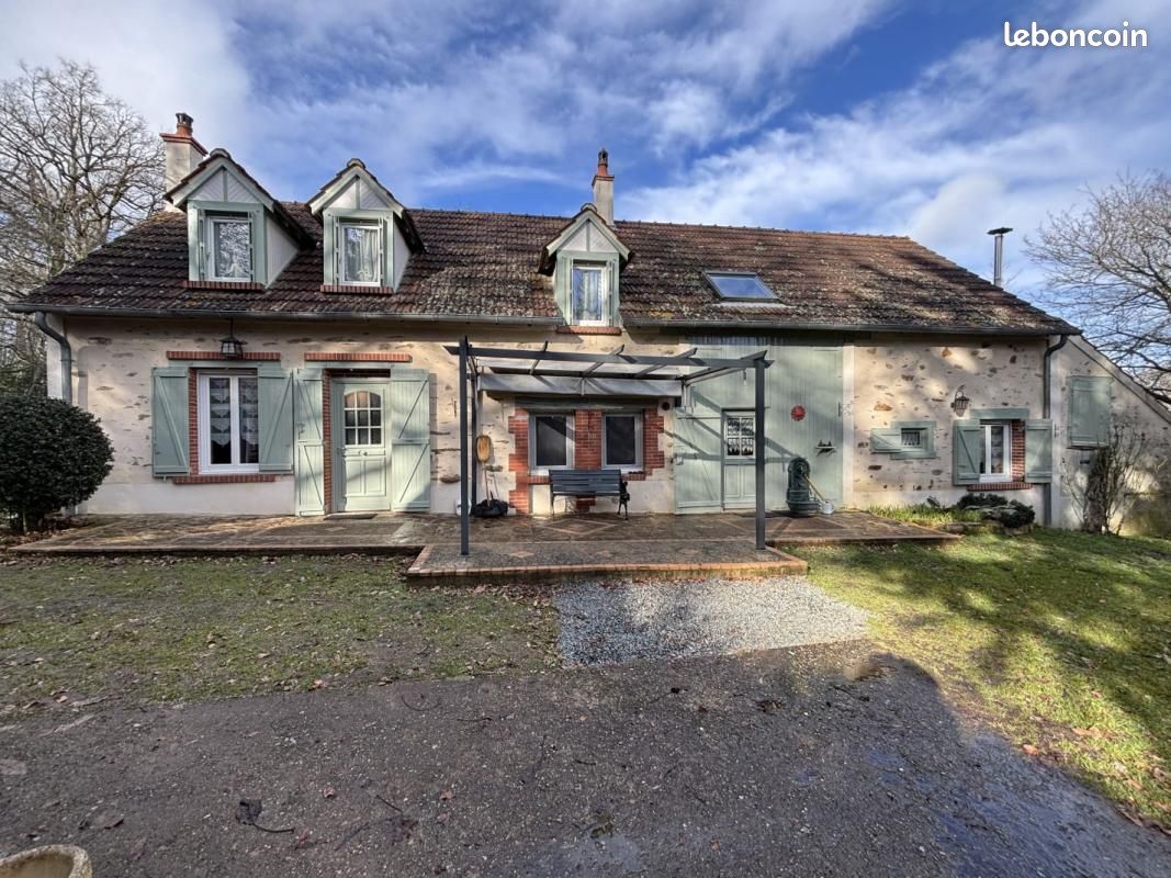 Maison 6 pièces 165 m² · à Vijon · 165 m² · 234 950 €