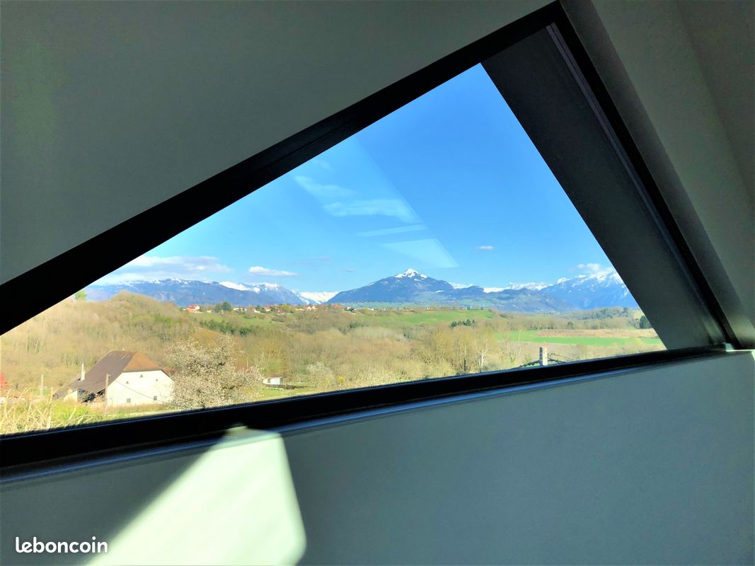 Maison 2 pièces 66 m² · à Reignier-Ésery · 66 m² · 1 300 €