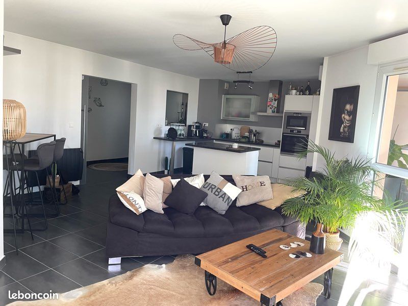 Appartement 3 pièces 78 m² · à Bron · 78 m² · 289 000 €