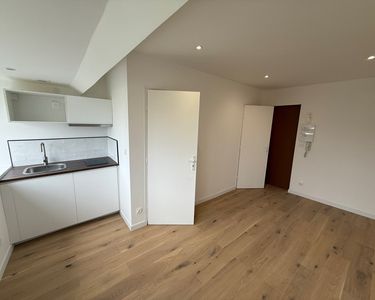 Studio hyper centre ville valenciennes refait à neuf