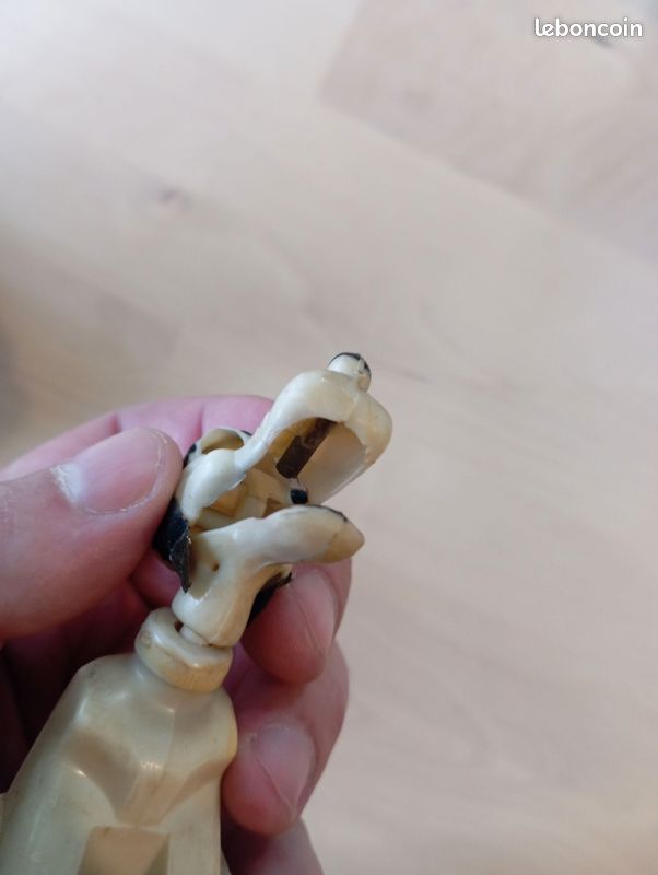 disney chien Pluto Jouet ancien à tirer en bois découpé peint