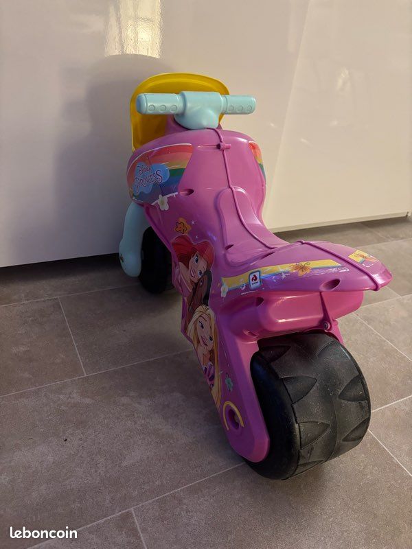 Moto Porteur Enfant 18 Mois 2 Ans 3 Ans Sans Pédales - Trotteur Bébé Twin Dessert Racing - Stable + Ergonomique - Pousse-Pousse Bébé 2 Ans Roues Larges + Transport Facile + Couleur Noir| INJUSA
