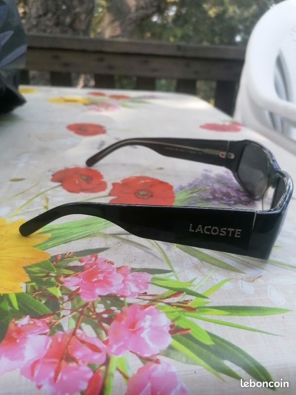 Lunette de soleil (image 1)