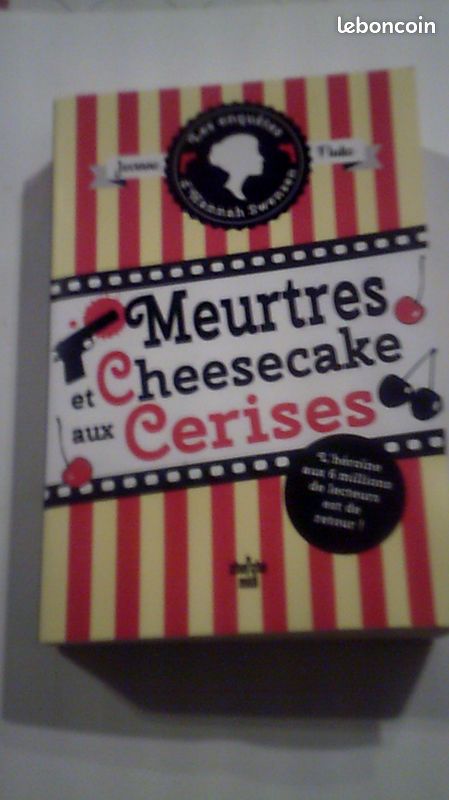 LIVRE MEUTRE et CHEESECAKE aux CERISES (image 1)