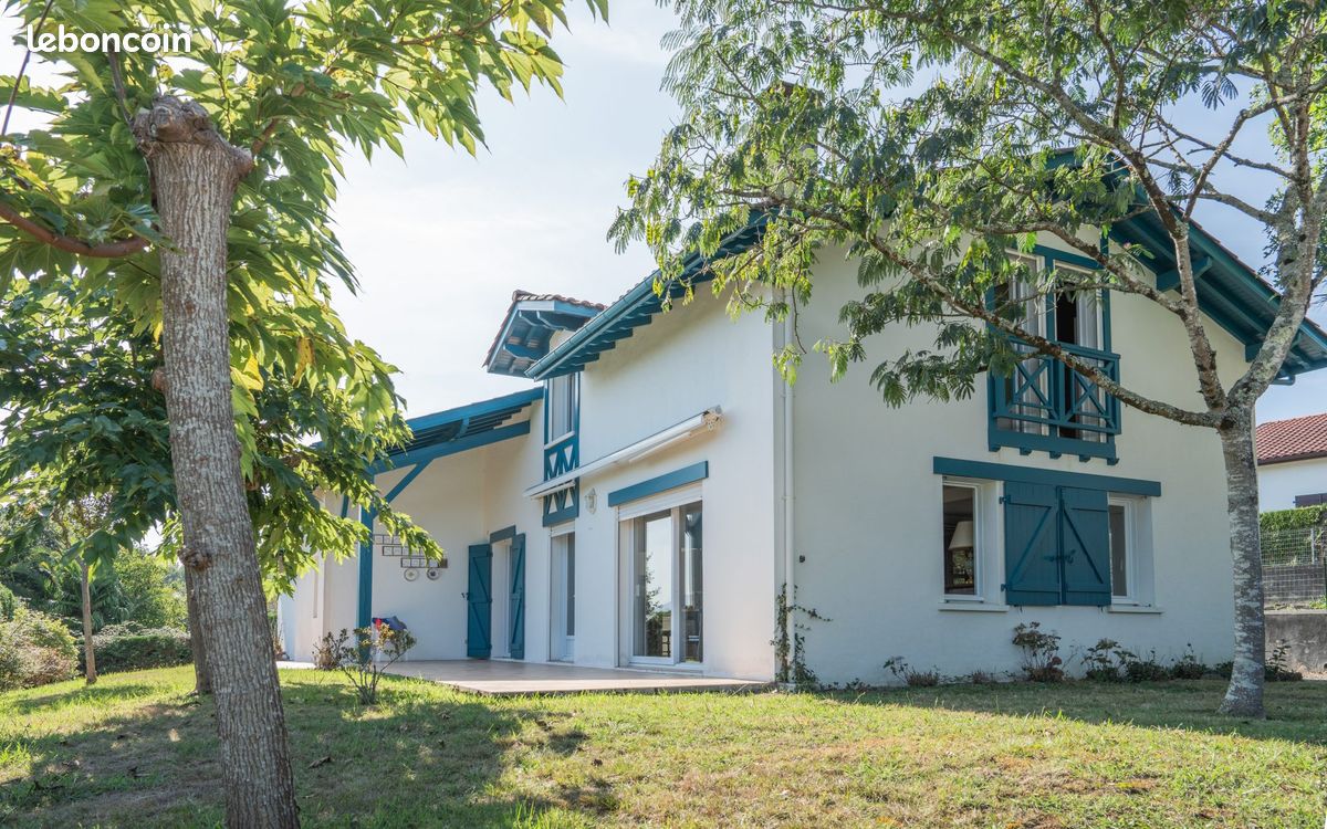 Maison 7 pièces 135 m² · à Arcangues · 135 m² · 1 990 €/mois