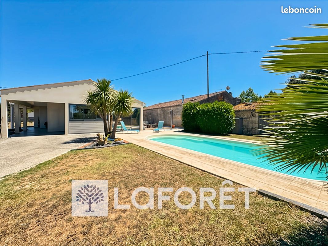 Maison 5 pièces 142 m² · à Gémozac · 142 m² · 319 700 €