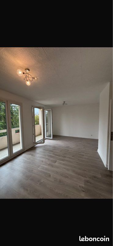 Appartement 3 pièces 70 m² · à Coteaux du Lizon · 70 m² · 70 000 €