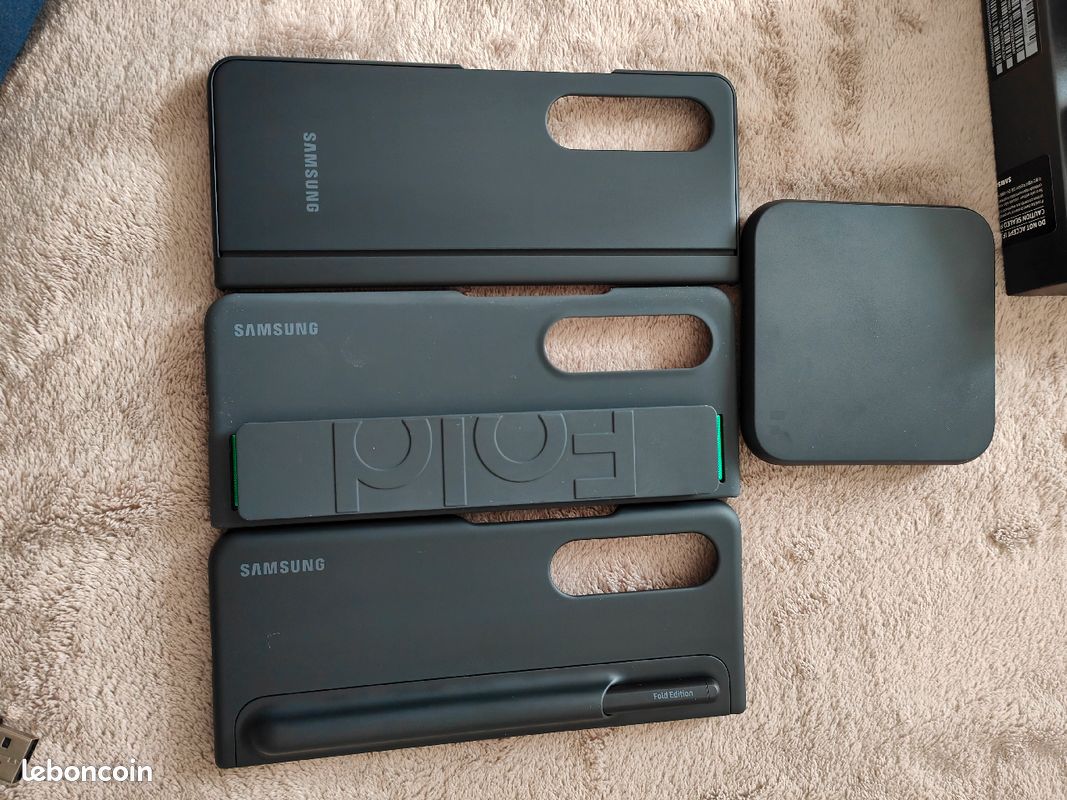 Samsung Z Fold 4 Galaxy Watch 4 (image 3)