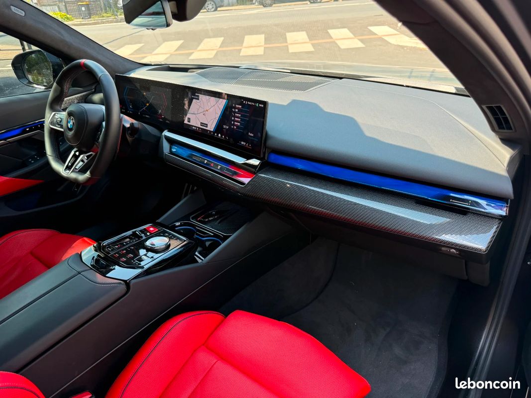 BMW M5 4.4 V8 PHEV 727ch / GMK / PACK CARBON (image 18)