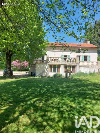 Maison familiale 5 pièces 142 m²