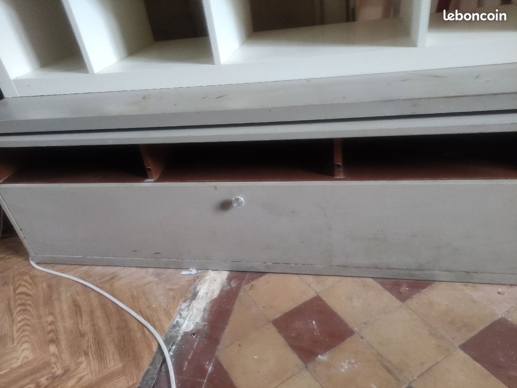 Meuble de rangement (image 2)
