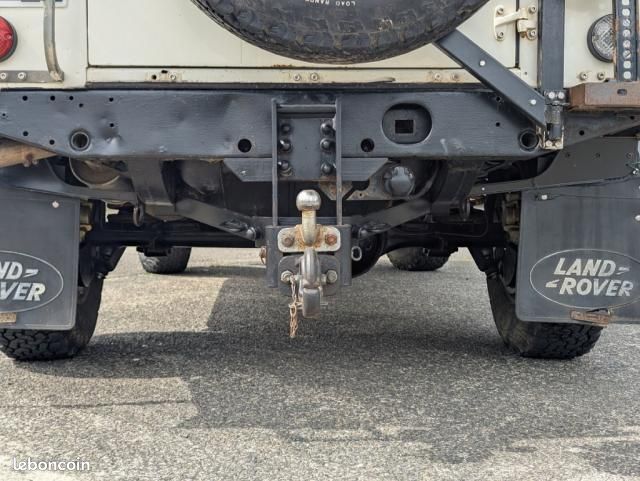 Land Rover Defender 110 TD5 (image 4)