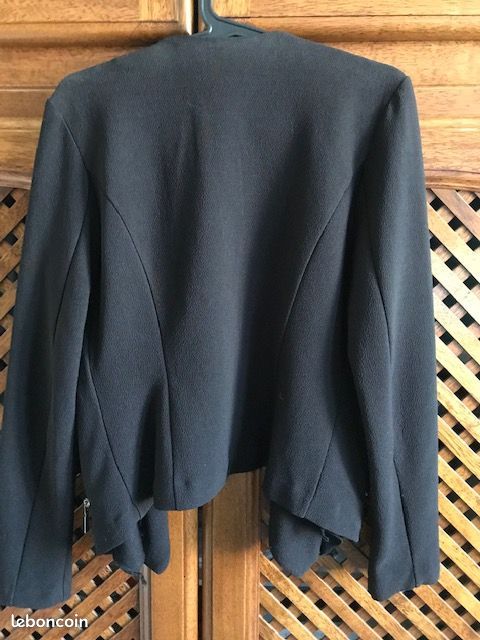 Veste noire (image 2)