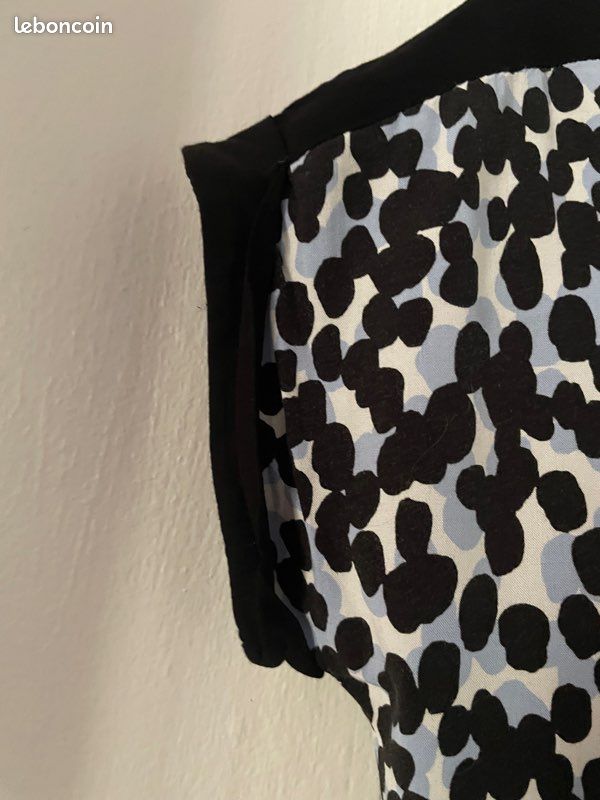 Robe (image 3)