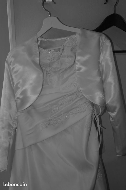 Robe bustier et jupon (image 2)