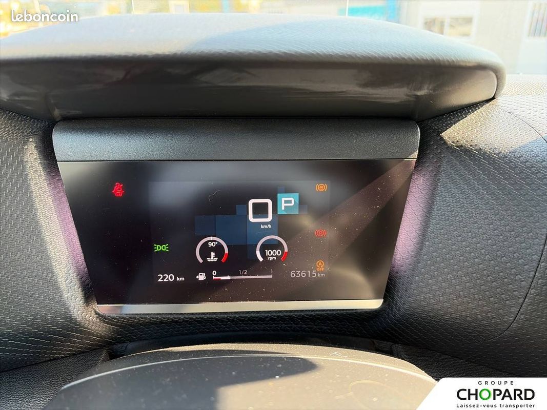 CITROEN C4 BlueHDi 130 S&S EAT8 Shine (image 19)