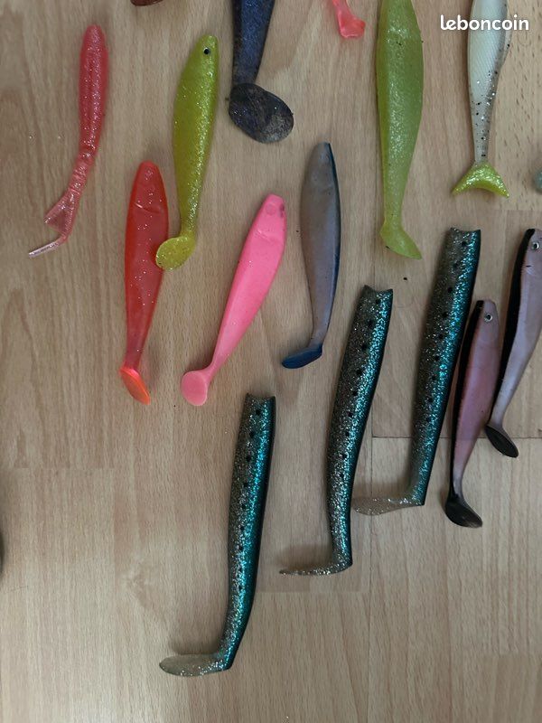 🎣 Lot de 32 leurres – prêts à séduire tous les poissons (et peut-être même votre beau-frère pêcheur jaloux) (image 5)