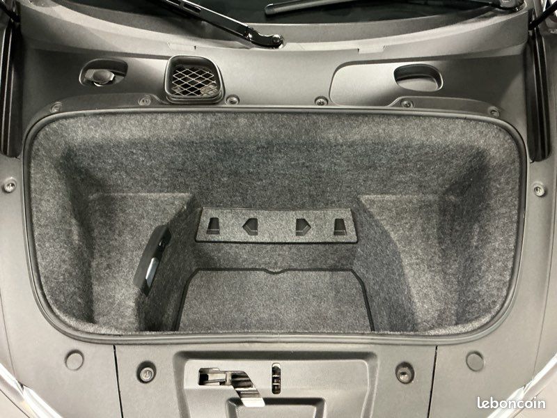 AUDI R8 4.2 V8 FSi QUATTRO 420 CH R-TRONIC (image 14)