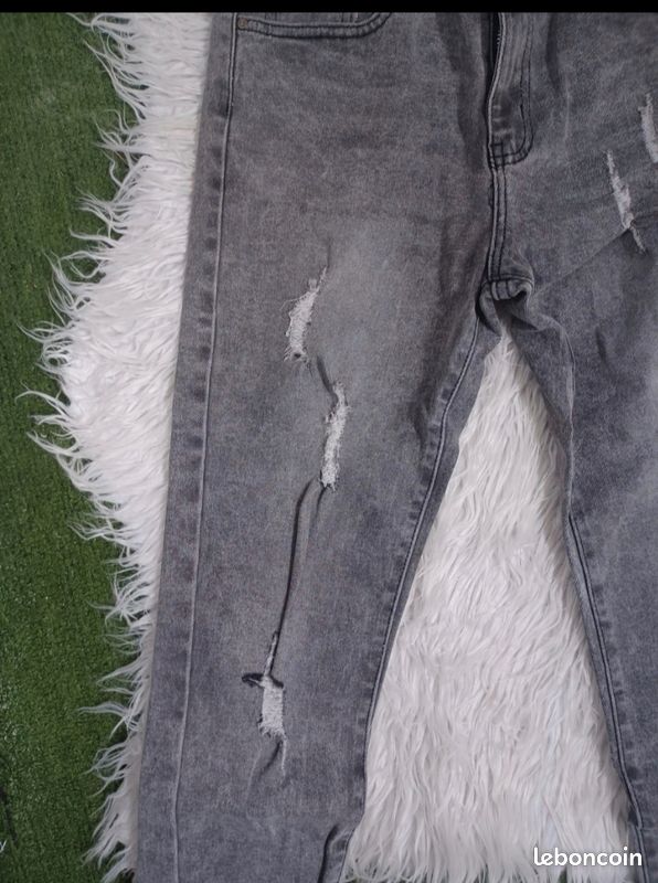 Jeans femme trouer gris (image 2)