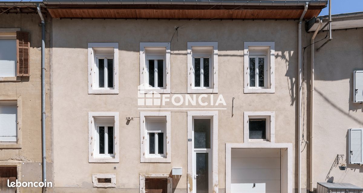 Maison 5 pièces 137 m² · à Baccarat · 137 m² · 140 000 €