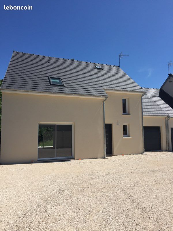 Maison 5 pièces 110 m² · à Mont-près-Chambord · 110 m² · 930 €/mois