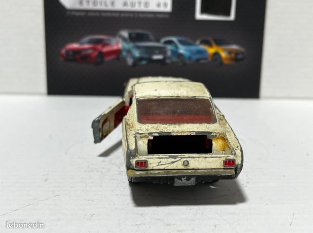 Ford Mustang 2+2 Fast Back N°161 Dinky Toys 1/43 (image 2)