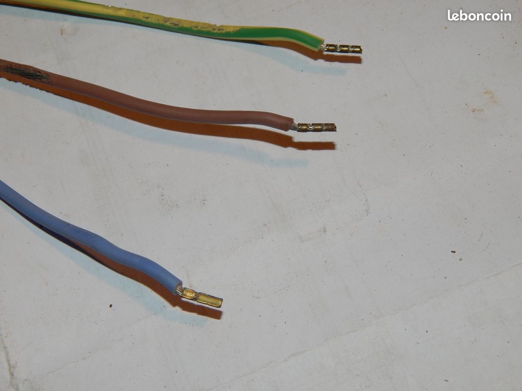 Cables électrique de liaison avec fiches Male et femelle (image 3)