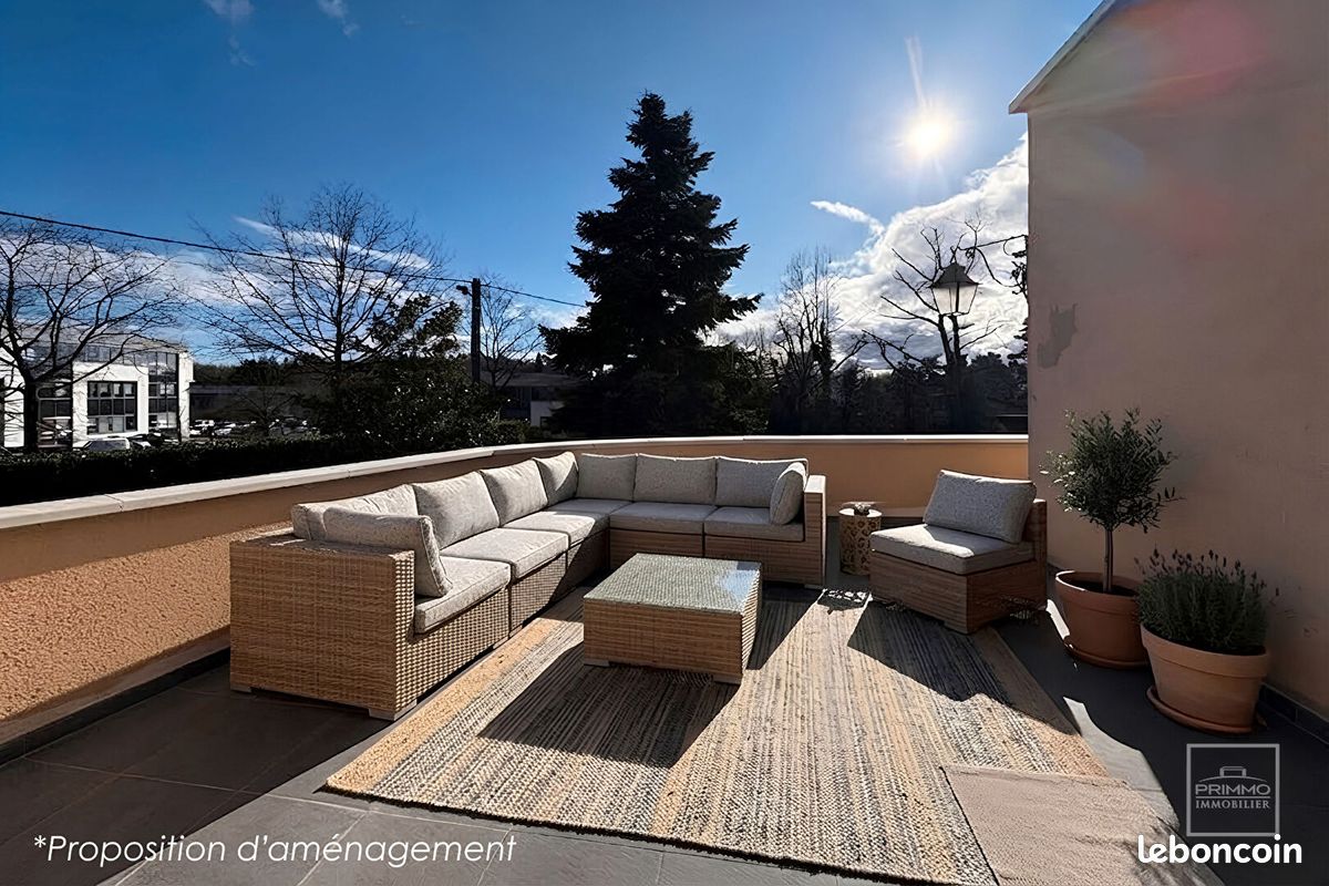 Maison 6 pièces 179 m² · à Dardilly · 179 m² · 1 650 €/mois
