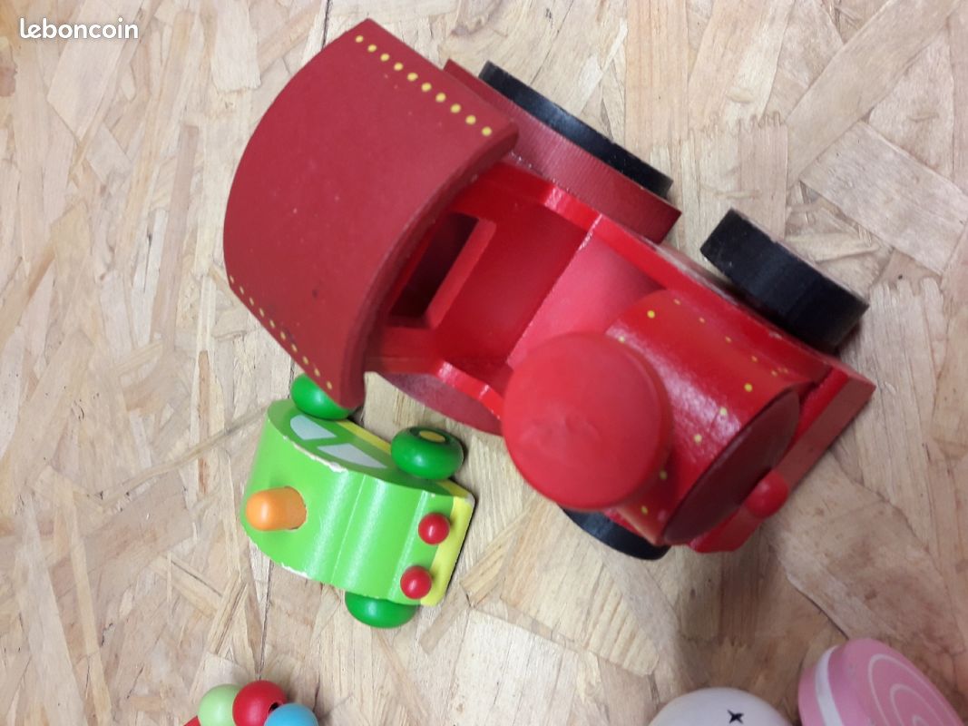 Lot de jouets en bois (image 3)