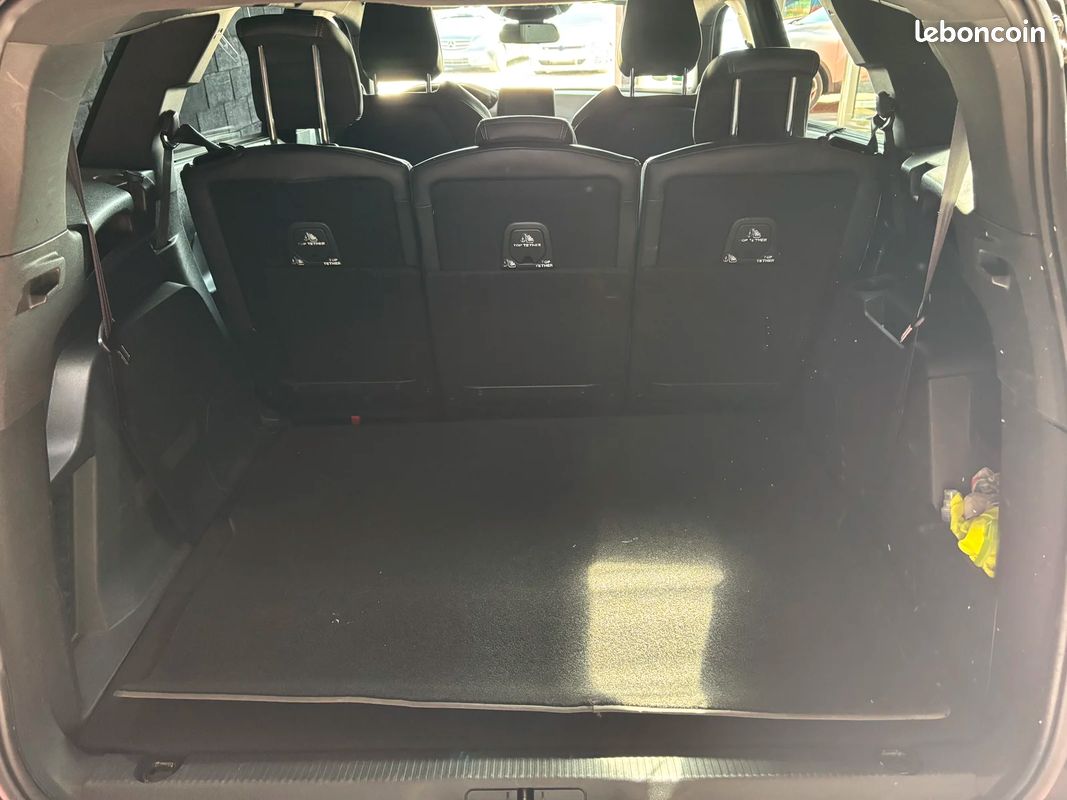 Peugeot 5008 II 2.0 BlueHDi 150ch GT Line S&S DISTRIBUTION OK (image 40)