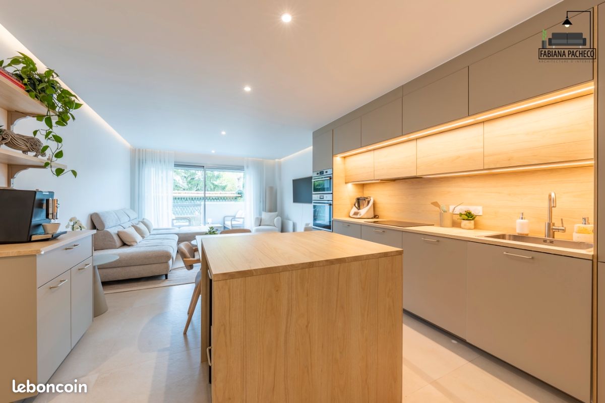 Appartement 4 pièces 110 m² · à Fontainebleau · 110 m² · 3 000 €/mois