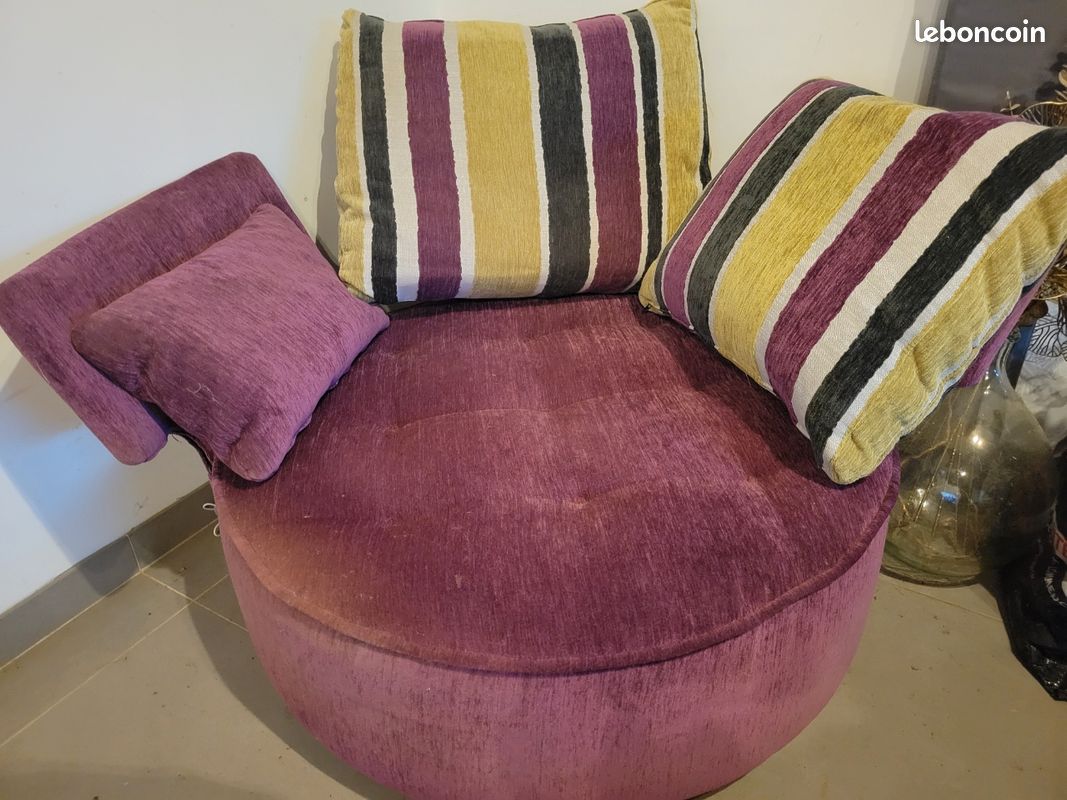 Vend fauteuil tournant relax (image 1)