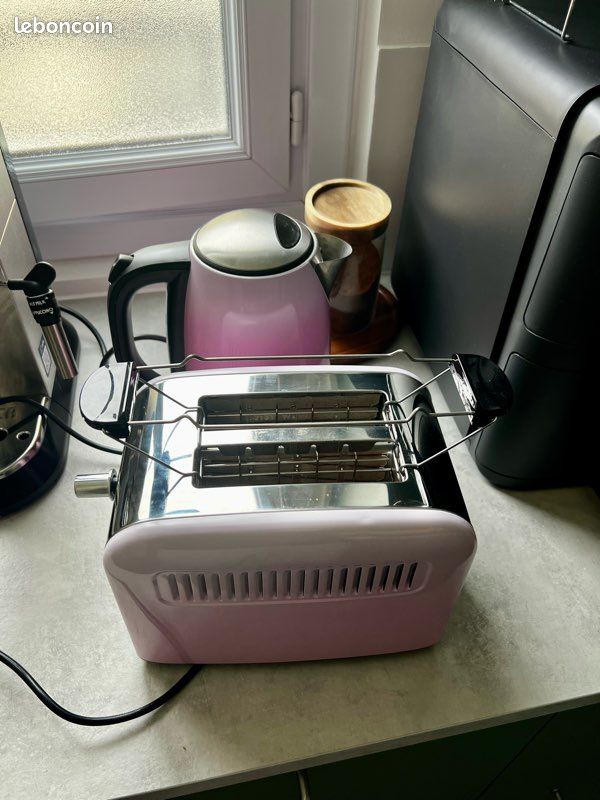 Silvercrest Robot Cuisine Multifonction + Bouilloire Et Grille-pain Rose - Coffret