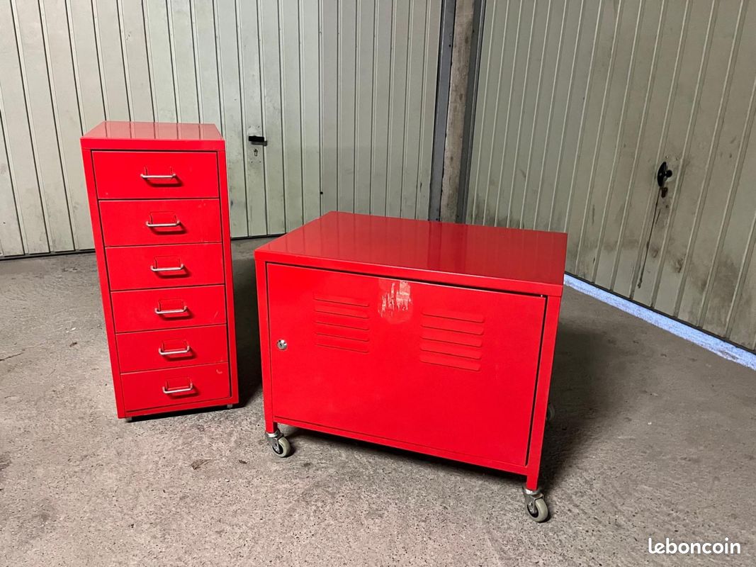 Ensemble meubles rouge (image 1)
