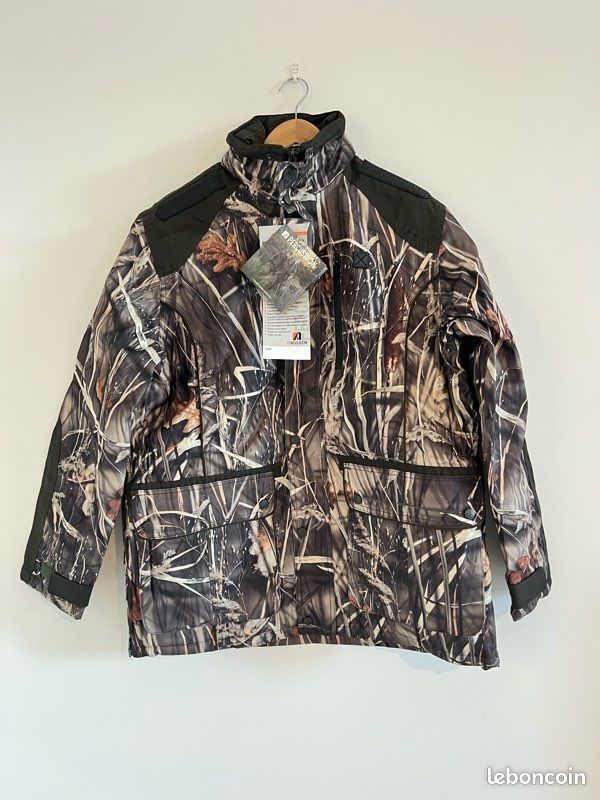Chemise boutonnée à manches longues en lin à carreaux madras