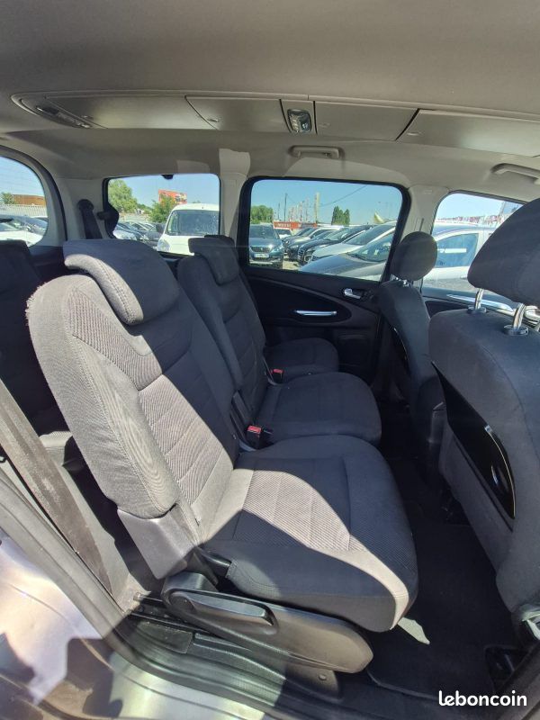 FORD Galaxy II Phase 2 2.0 TDCi 16V Powershift 140 cv Boîte autoBON Etat 2013 (image 10)
