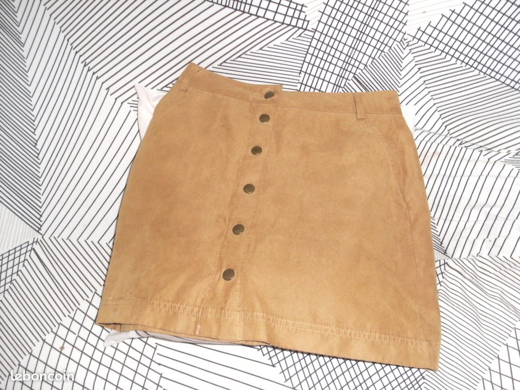 Jupe aspec daim marque new look t 34 (image 1)